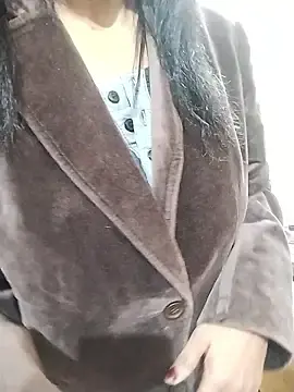 Stripchat Live Sex Cam of meenu_bhabhi547