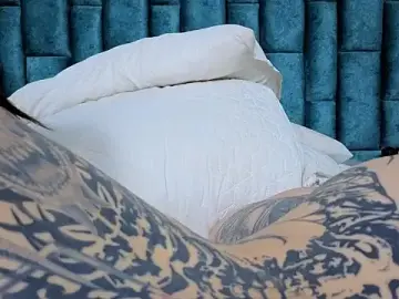 Stripchat Live Sex Cam of Emma_Foxi