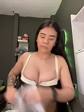 Stripchat Live Sex Cam of alhaana_