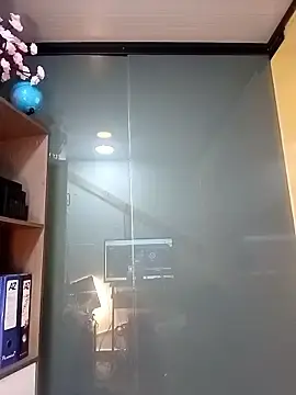 Stripchat Nude Webcam of Lola_Starr