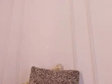 Stripchat Live Sex Cam of Mariapettit