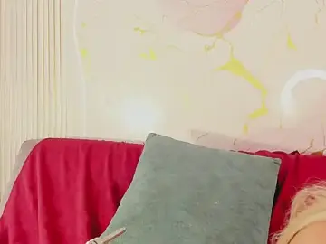 Stripchat Sex Chat of NhoanBrunette