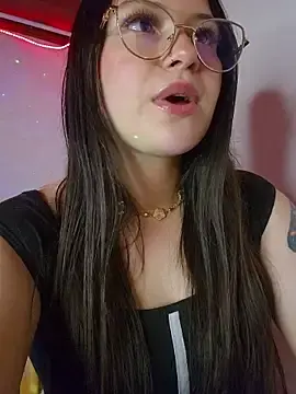 Stripchat Free Porn Cam of juli05star20