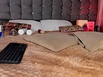 Stripchat Watch Live Sex Cams of Poacahontasfg