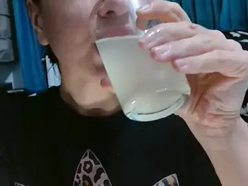 Stripchat Free Porn Cam of squirt_show