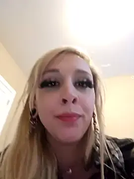 Stripchat Free Porn Cam of AmethystFoxx