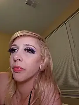 Stripchat Live Sex Cam of AmethystFoxx