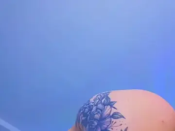 Stripchat Live Porn of HotBustyBabeX