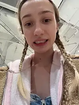 Stripchat Free Live Porn of Lia__Love