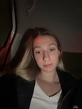 Stripchat Best Webcam of Lia__Love