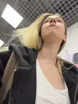 Stripchat Best Webcam of Lia__Love