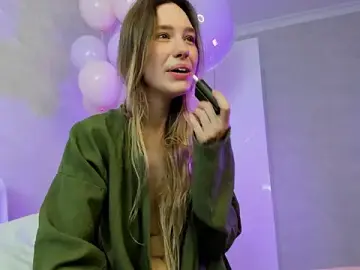 Stripchat Best Webcam of LiraHoney