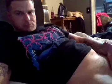 Stripchat Nude Webcam of DadDDick925