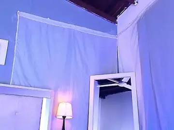 Stripchat Adult Webcams of Emily_Castillo_1