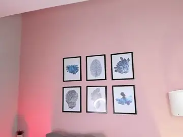 Stripchat Live Sex Cam of nina__dixon