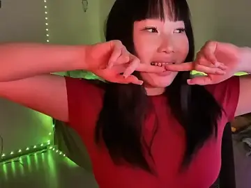 Stripchat Free Porn Cam of whispersofdarsy