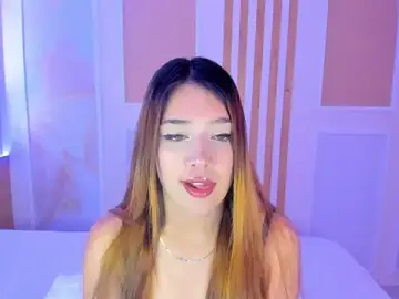Stripchat Live Sex of EmaAdamss1