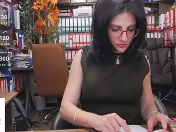 Stripchat Free Porn Cam of classyladyrellax