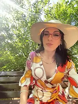 Stripchat Watch Live Sex Cams of classyladyrellax