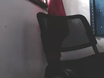 Stripchat Free Live Porn of crissex3