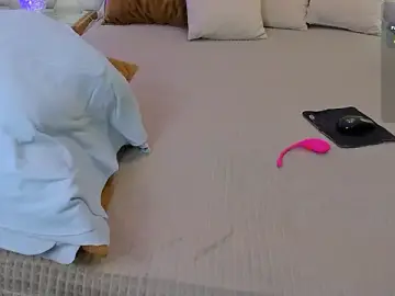 Stripchat Free Porn Cam of NaughtyLoryy