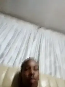 Stripchat Free Porn Cam of bobzerr