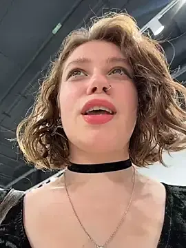 Stripchat Adult Webcam of lucy-joy