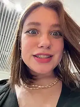 Stripchat Sex Cam of lucy-joy