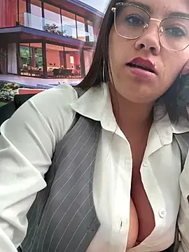 Stripchat Best Webcam of LIZ-06_