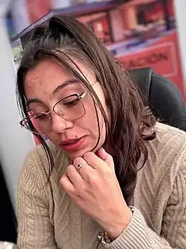 Stripchat Live Sex Cam of LIZ-06_