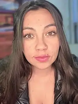 Stripchat Sex Cam of LIZ-06_