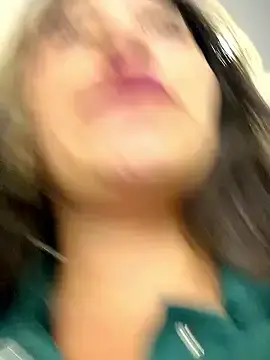 Stripchat Best Webcam of LIZ-06_