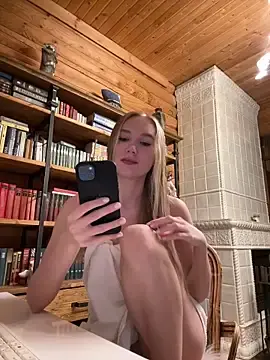 Stripchat Adult Video Chat of MariaTull