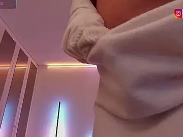 Stripchat Live Porn of Nova-Lee