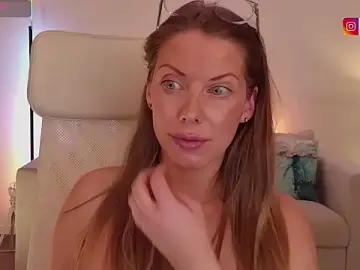 Stripchat Live Porn of Nova-Lee