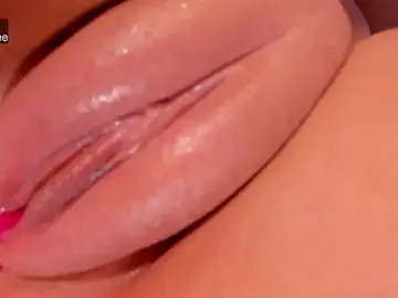 Stripchat Adult Webcams of aniiee_x