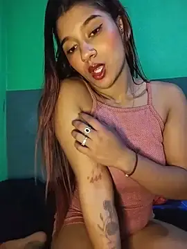 Stripchat Watch Live Sex Cams of Aurora_Blazee