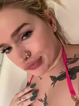 Stripchat Adult Video Chat of BlondeChaya