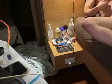 Stripchat Free Live Porn of cloudboy_kk8