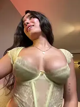 Stripchat Sex Cam of Irish_Collins