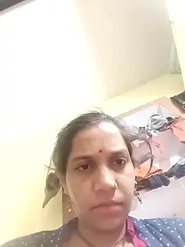 Stripchat Sex Cam of Karishma_singh