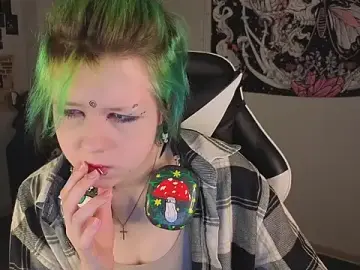 Stripchat Adult Webcams of LittleKittenStar