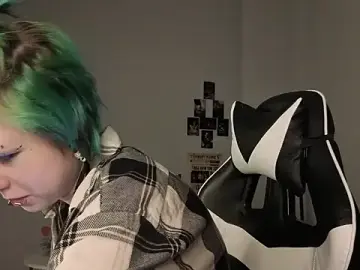 Stripchat Watch Live Sex Cams of LittleKittenStar