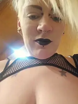 Stripchat Adult Video Chat of PinkTheHawk