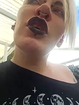 Stripchat Adult Webcam of PinkTheHawk