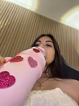 Stripchat Nude Webcam of Sarasanders_4