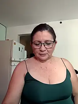 Stripchat Live Sex Cam of marfil_milf