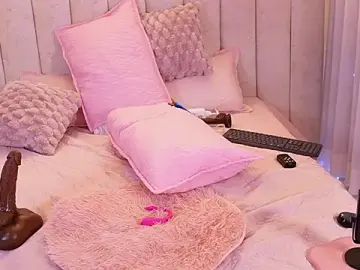 Stripchat Watch Live Sex Cams of emyli_sw_