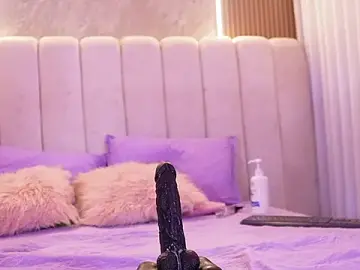 Stripchat Adult Webcams of emyli_sw_