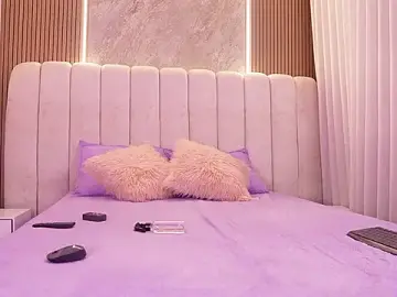 Stripchat Adult Webcams of emyli_sw_